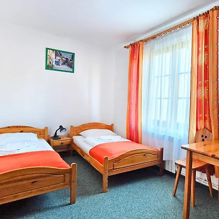 VILLA MEDICA - podgrzewany basen i pełne wyżywieniem-3